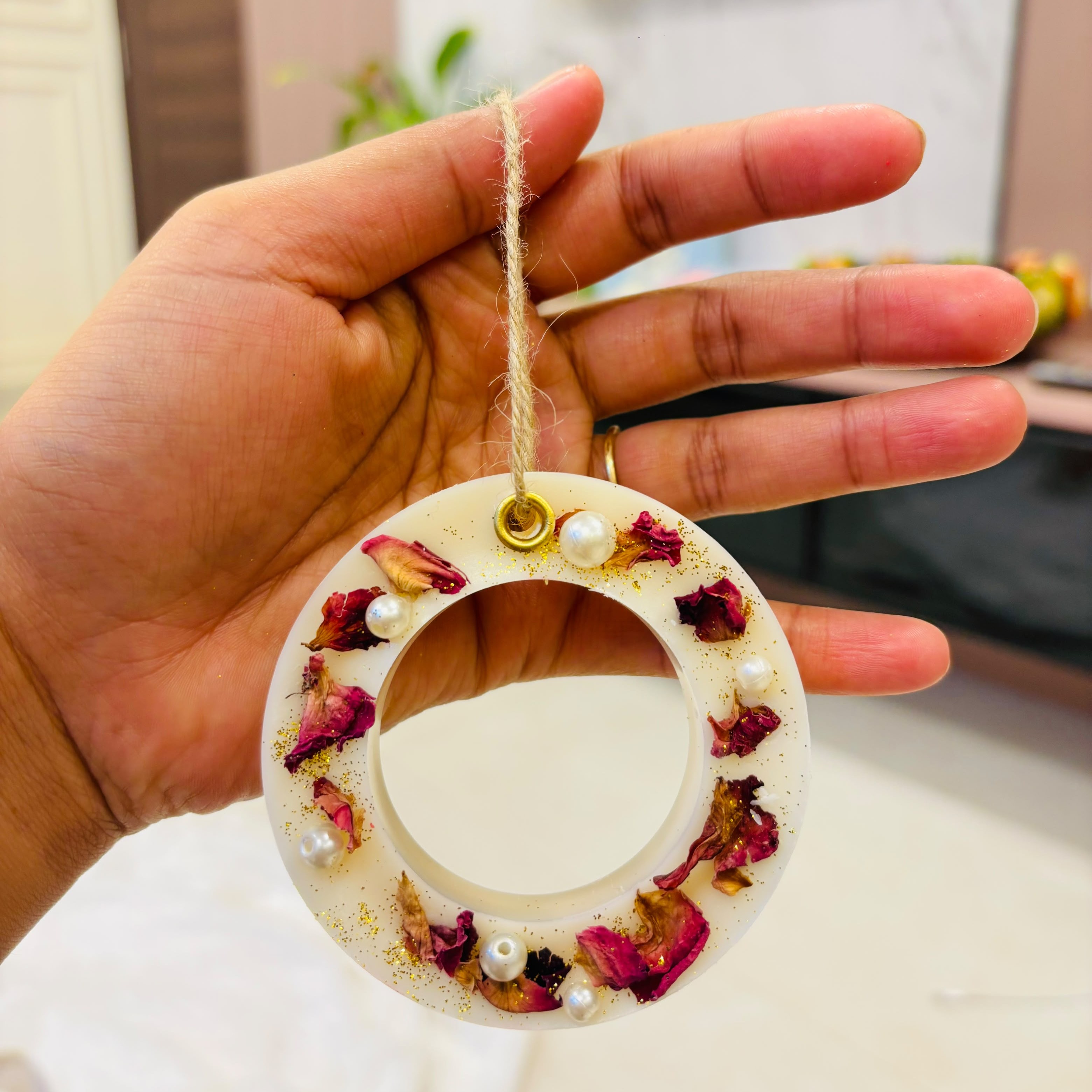Ring Scented Rose wax Sachets
